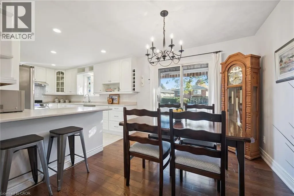 301 MARTINDALE Crescent