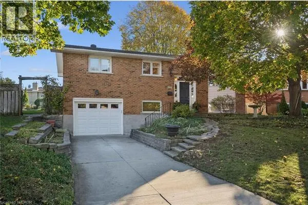301 MARTINDALE Crescent