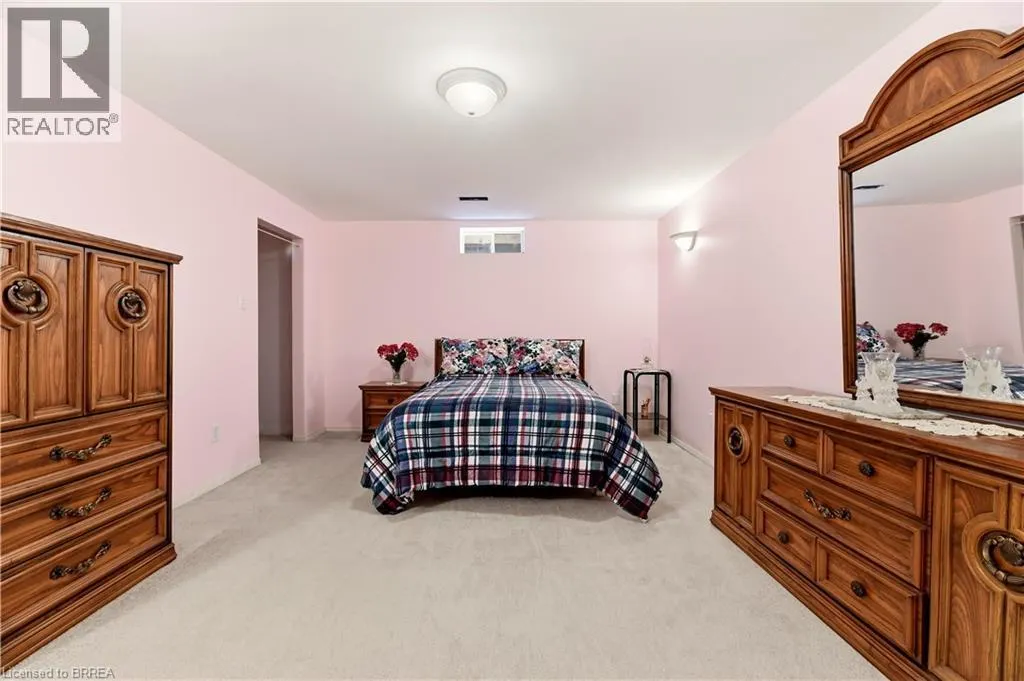 1030 COLBORNE Street E Unit# 19 #19