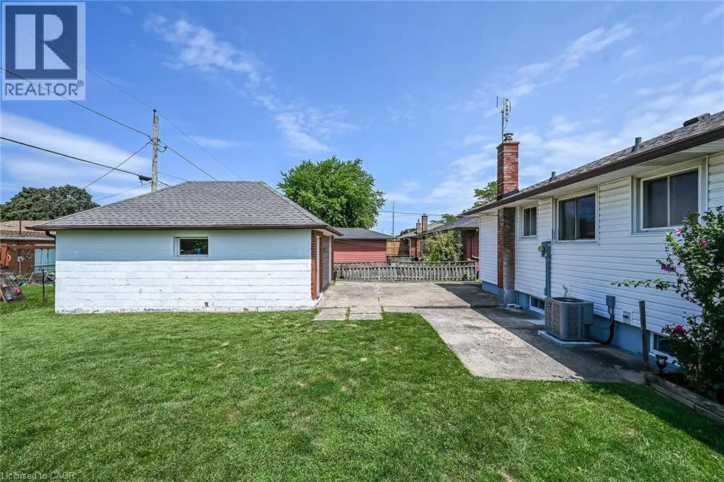 13 ALLANBURG Road S