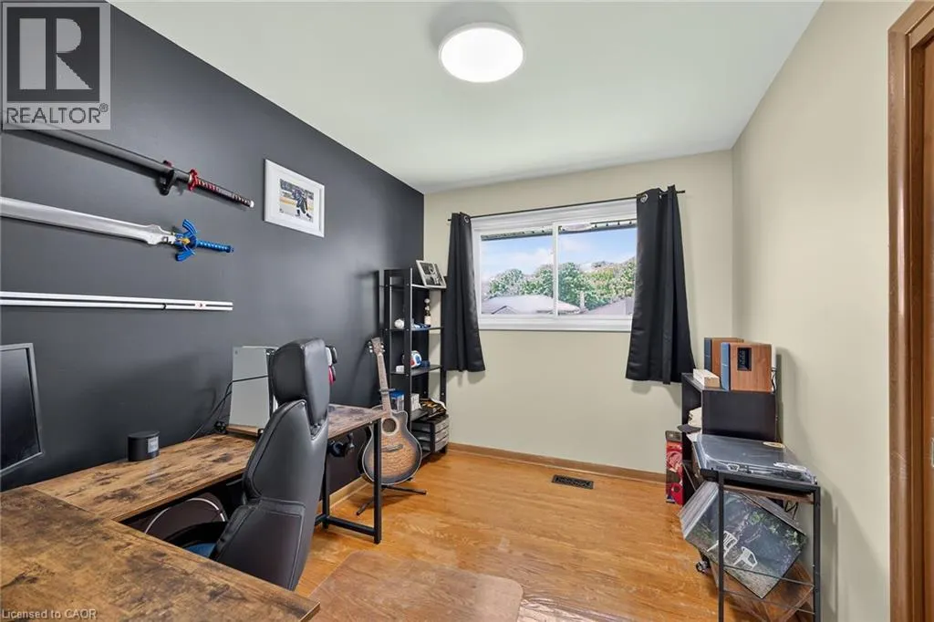 13 ALLANBURG Road S
