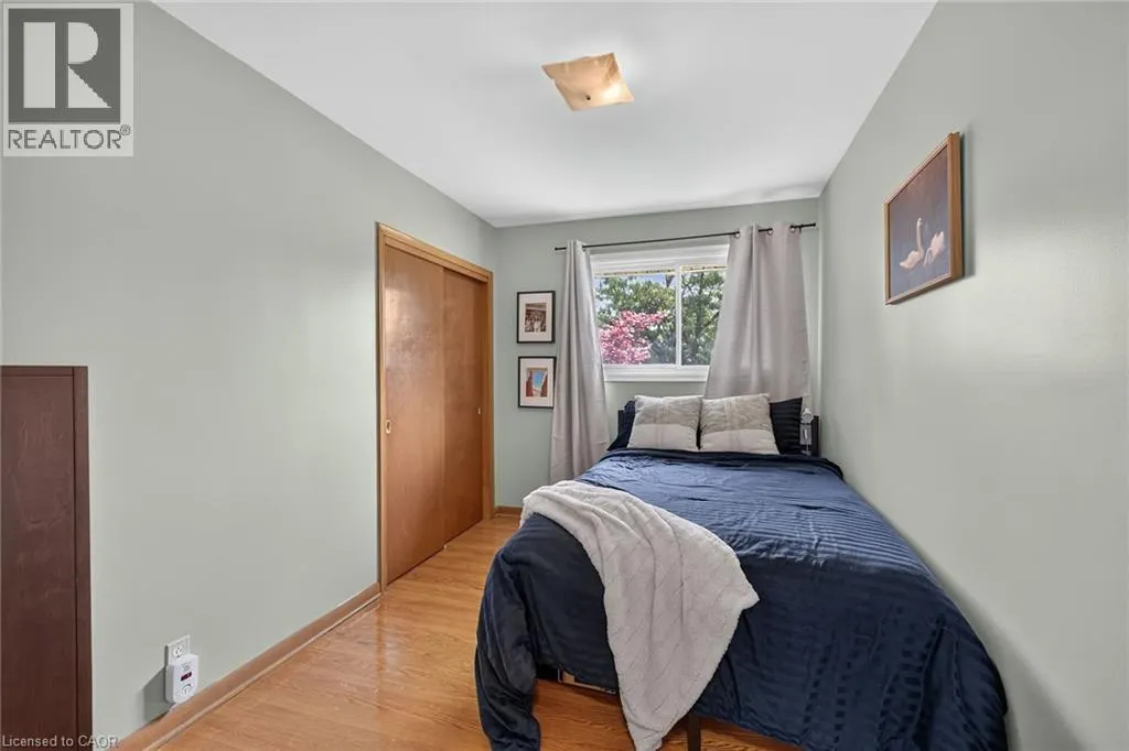 13 ALLANBURG Road S