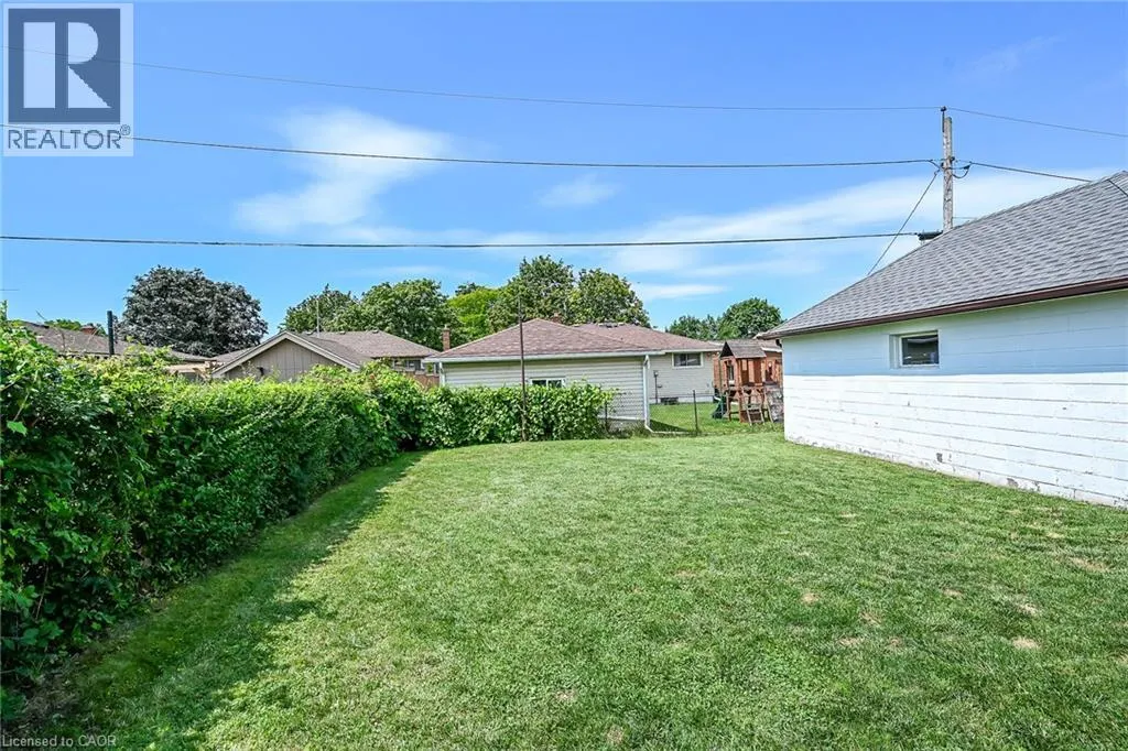 13 ALLANBURG Road S