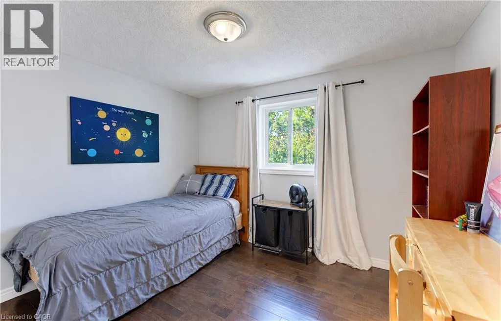 527B ROSEMEADOW Crescent