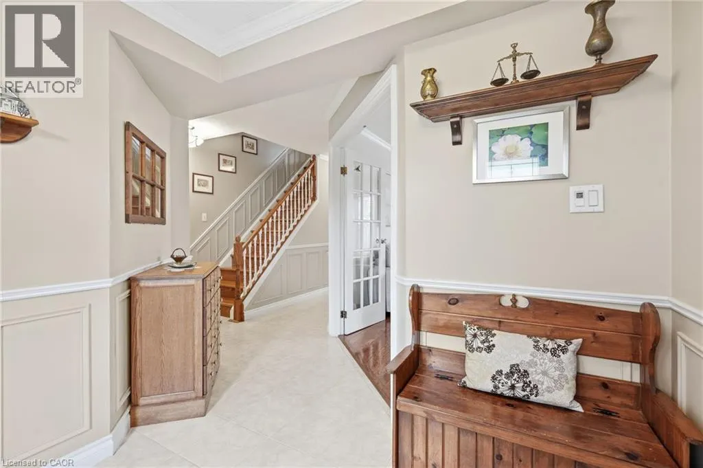 607 CLOVER PARK Crescent