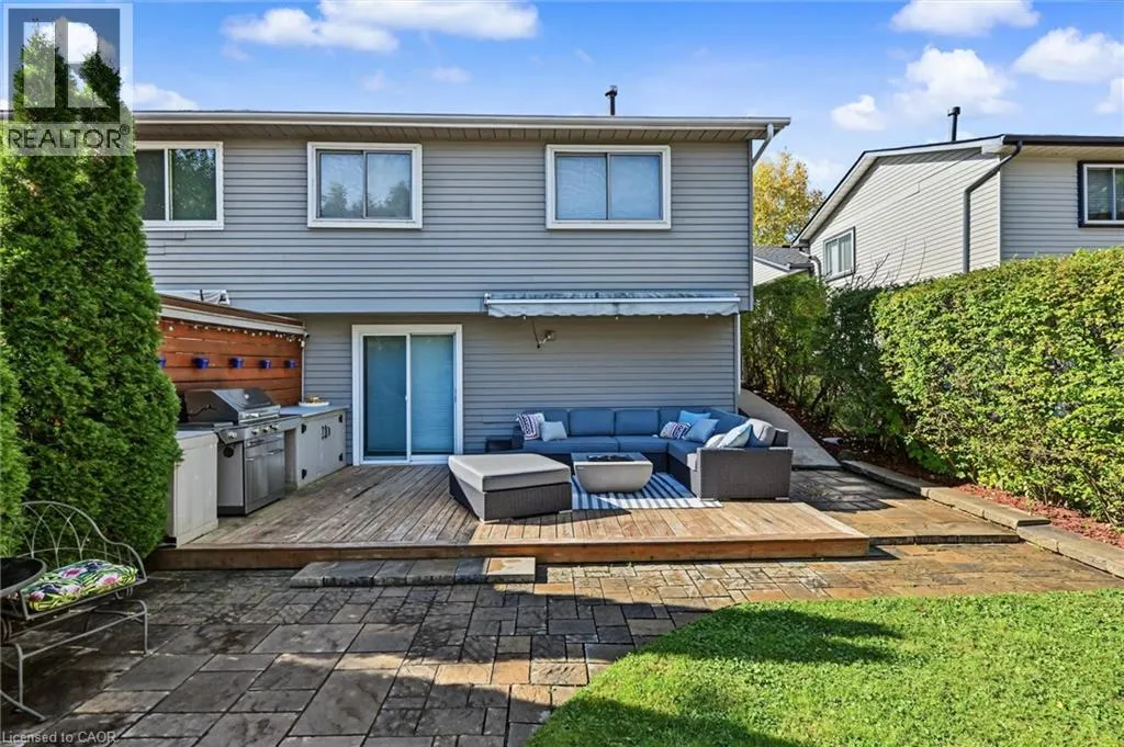 2355 MIDDLESMOOR Crescent