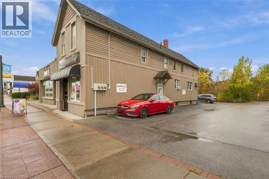 239 MAIN Street W