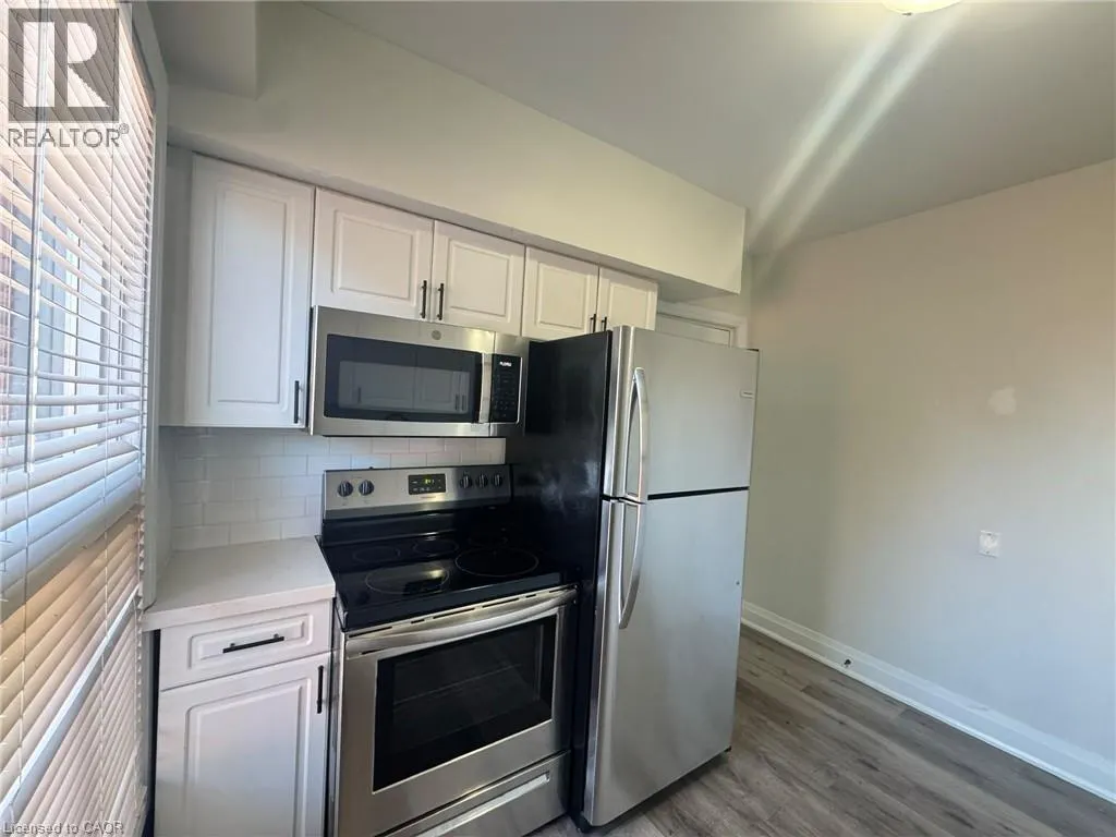 58 ARTHUR Avenue N