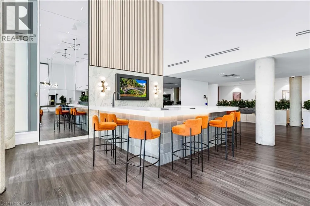 15 S WELLINGTON Street S Unit# 1609 #1609