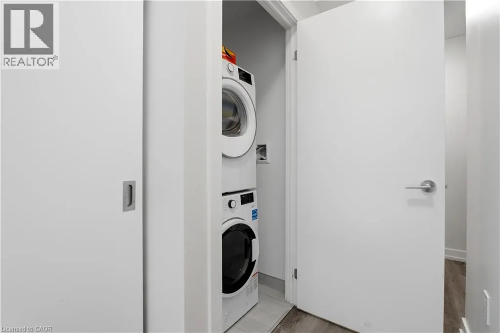 15 S WELLINGTON Street S Unit# 1609 #1609