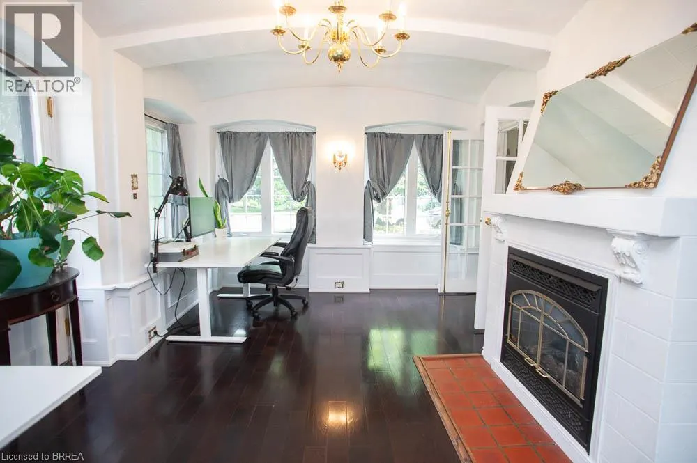 116 DUFFERIN Avenue
