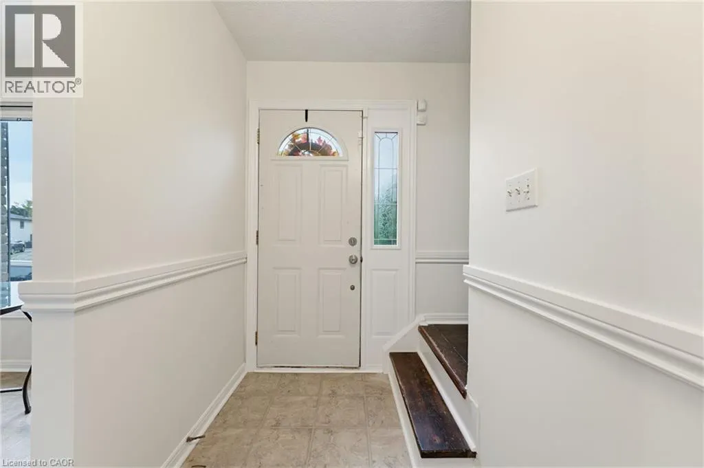 2324 MIDDLESMOOR Crescent