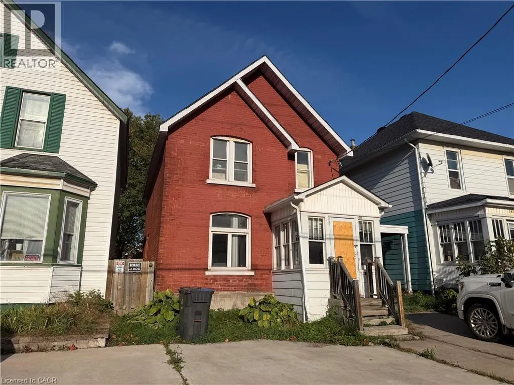 160 ALBERT Street E