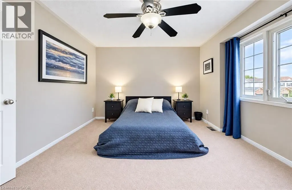 24 WHITE SANDS Court