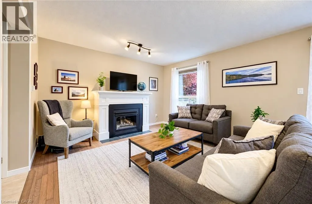 24 WHITE SANDS Court