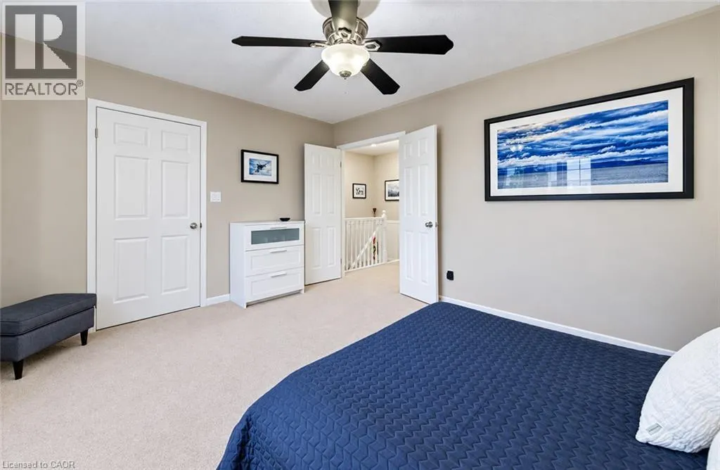 24 WHITE SANDS Court