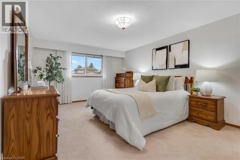 8 BLUE SPRUCE Court