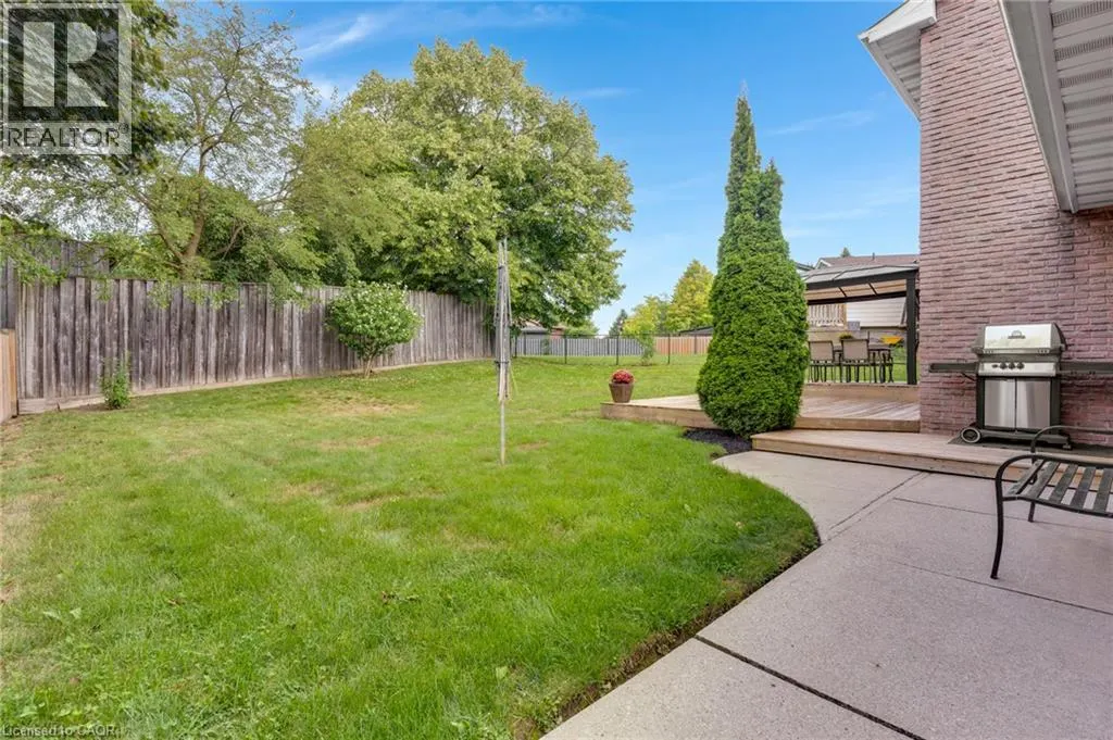 8 BLUE SPRUCE Court