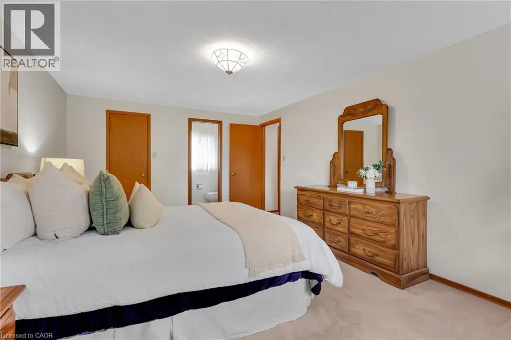 8 BLUE SPRUCE Court