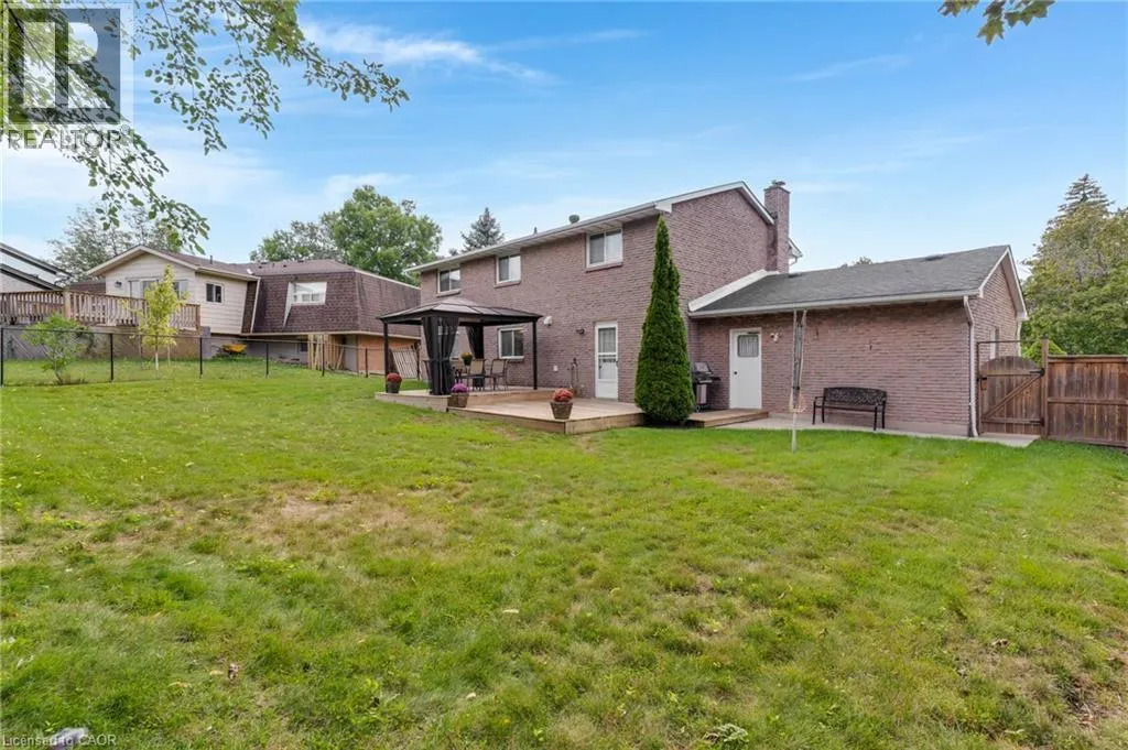 8 BLUE SPRUCE Court