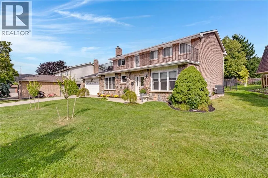 8 BLUE SPRUCE Court