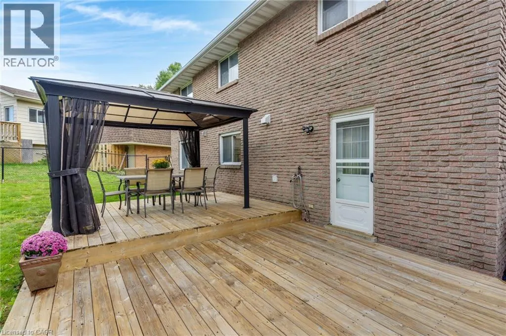 8 BLUE SPRUCE Court