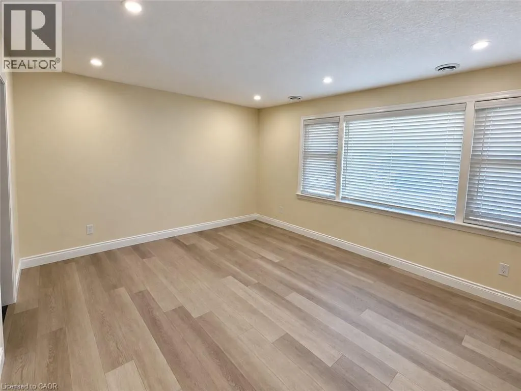 433 CONNAUGHT Street Unit# 3 #3