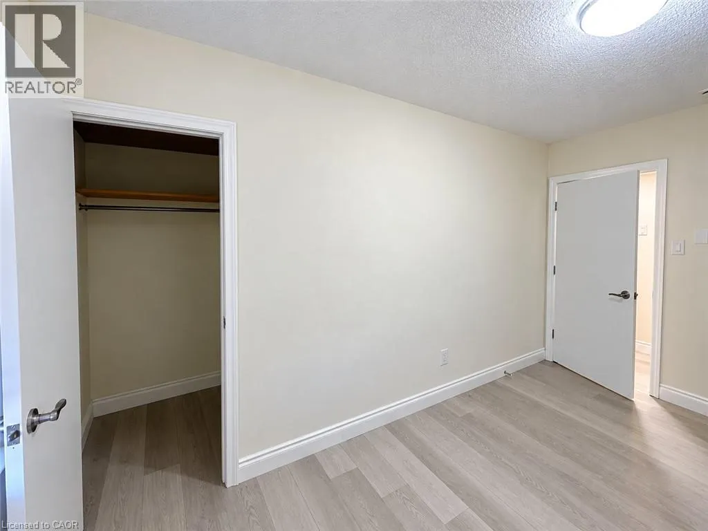 433 CONNAUGHT Street Unit# 3 #3