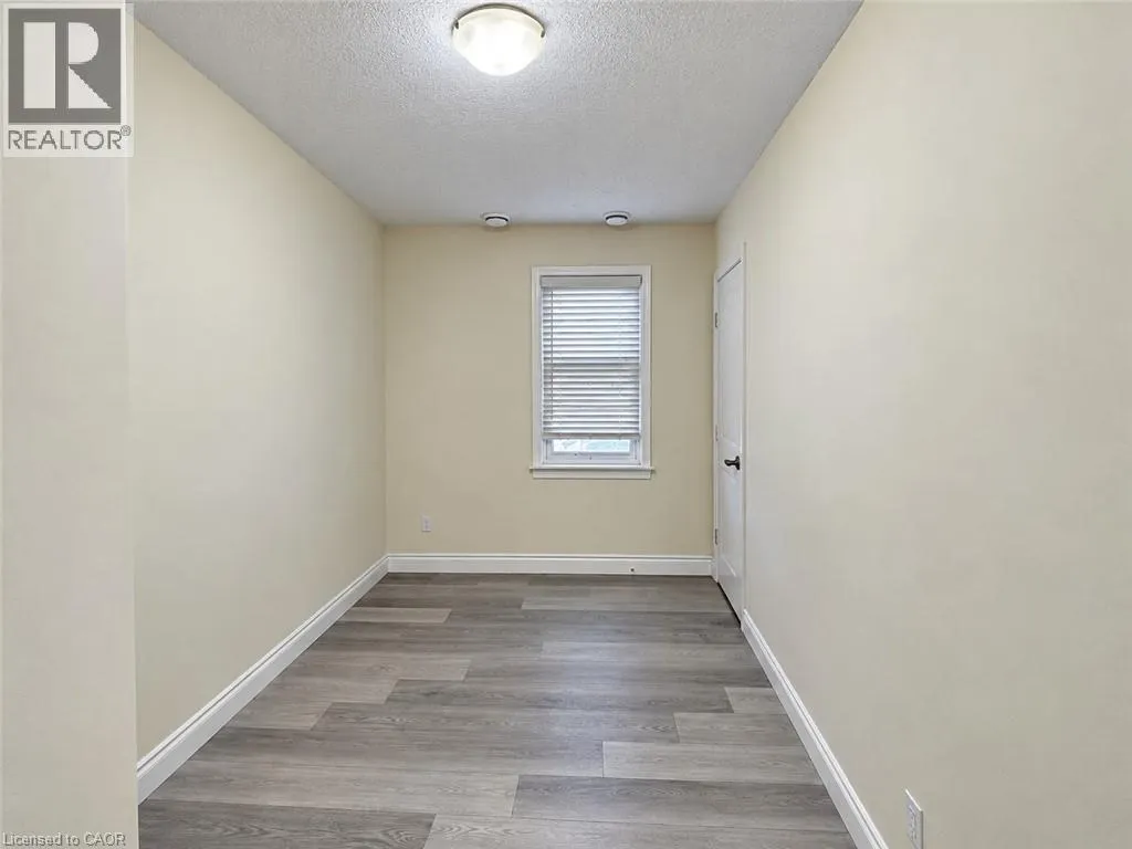 433 CONNAUGHT Street Unit# 3 #3