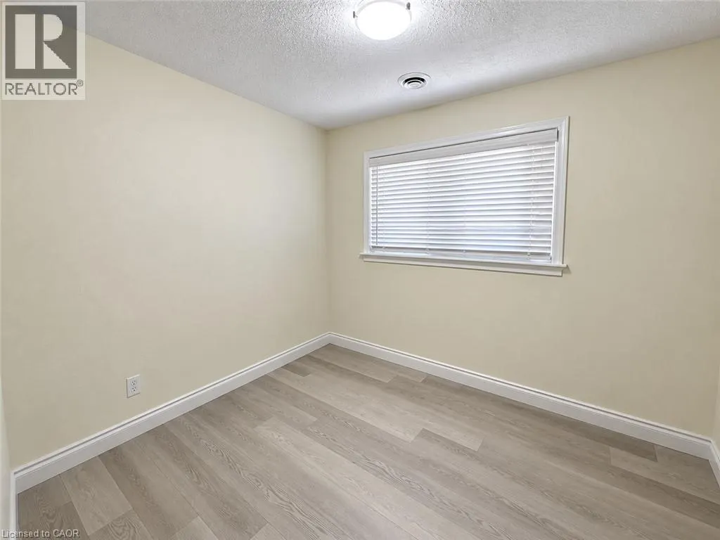 433 CONNAUGHT Street Unit# 3 #3