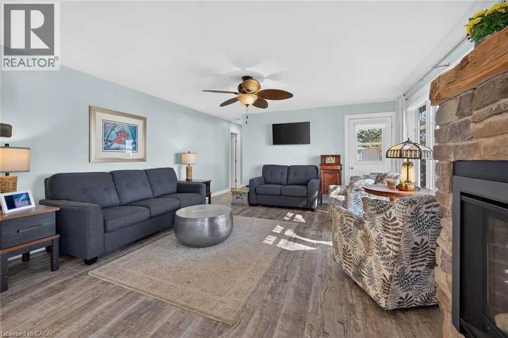 233 BLUE WATER Parkway