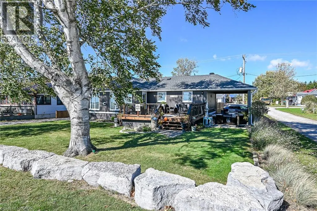 233 BLUE WATER Parkway