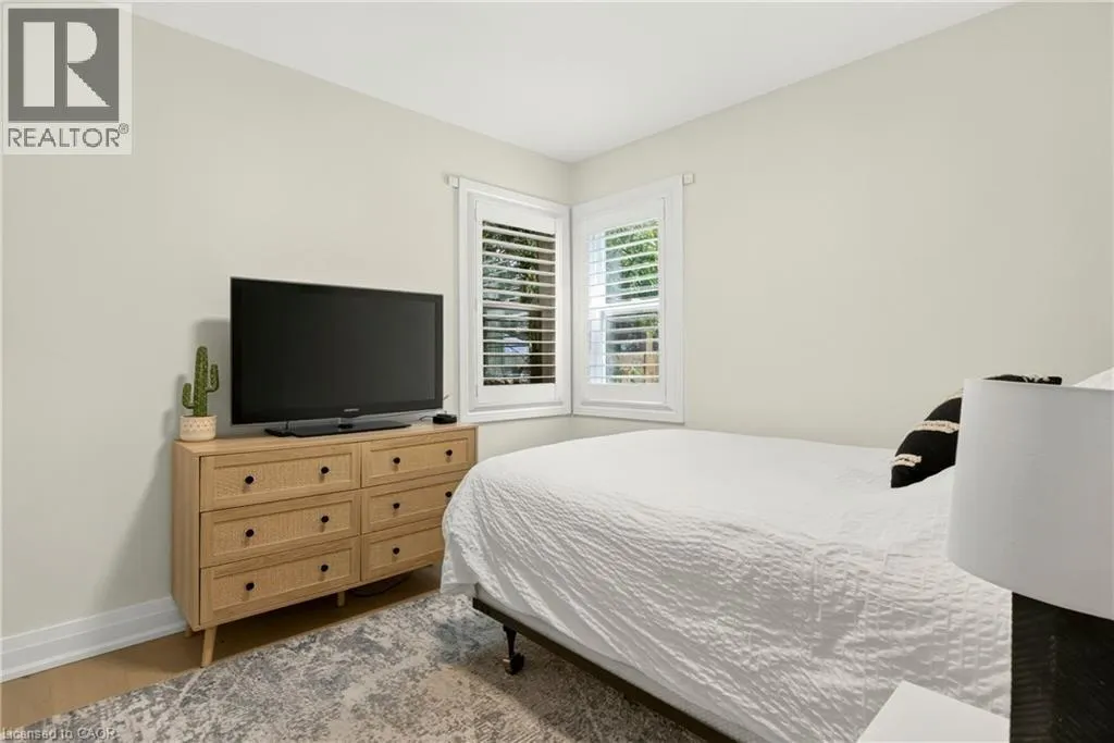 86 CUMMING Court