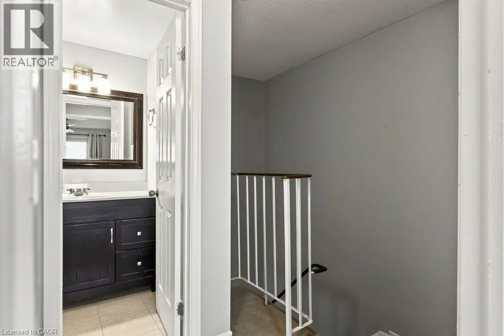 496 GREY Street Unit# C #C