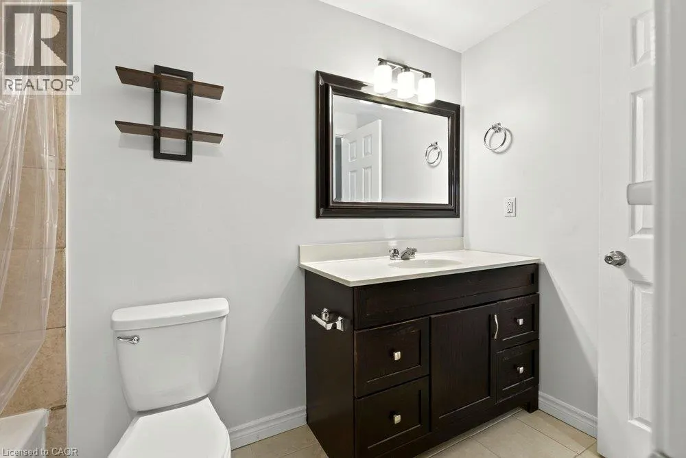 496 GREY Street Unit# C #C