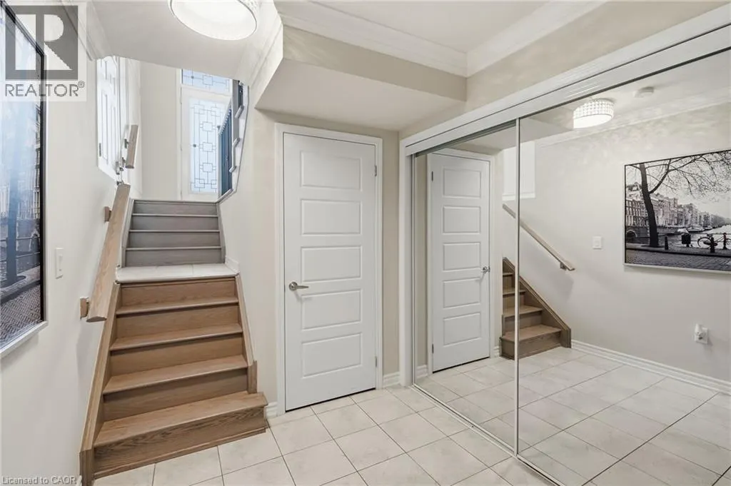 23 FOREST RIDGE Avenue