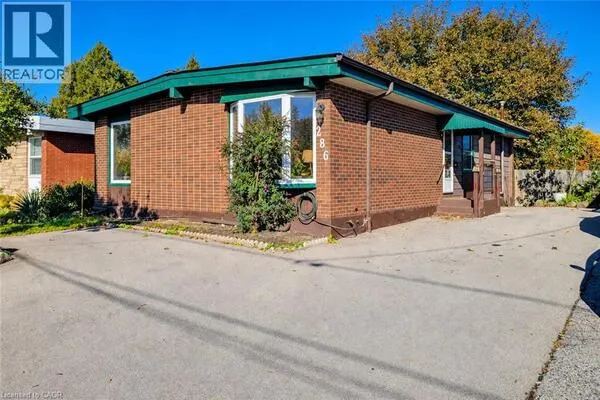 286 MOHAWK Road W