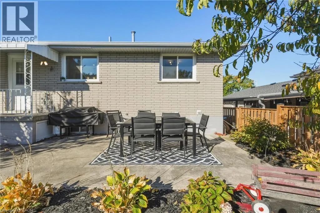 48 STONEY BROOK Drive