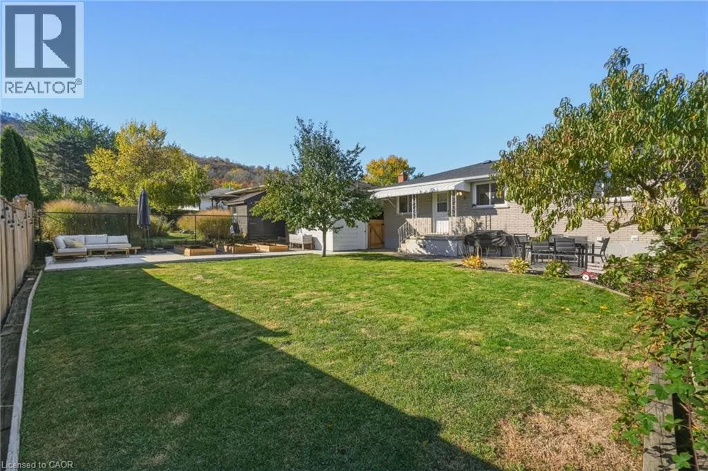 48 STONEY BROOK Drive