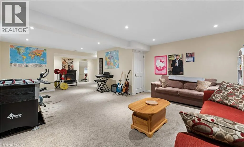 373 FORESTLAWN Road