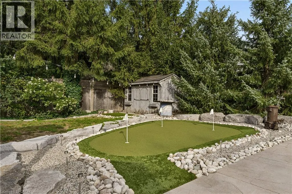 373 FORESTLAWN Road
