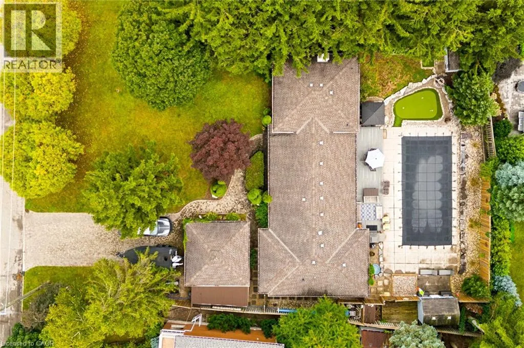 373 FORESTLAWN Road