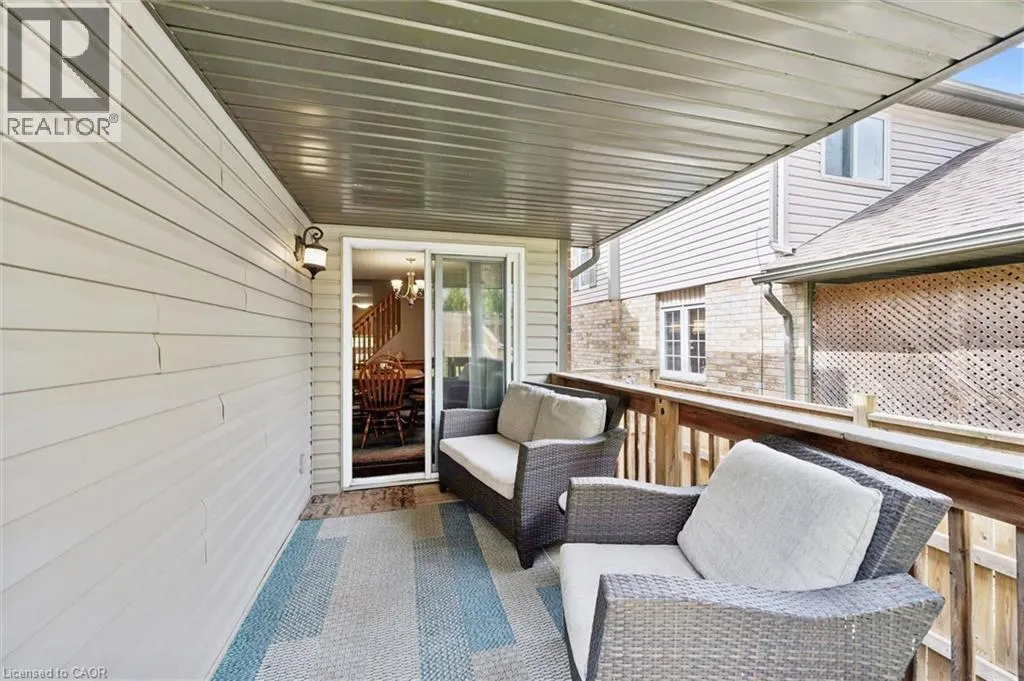 973 CREEKSIDE Drive