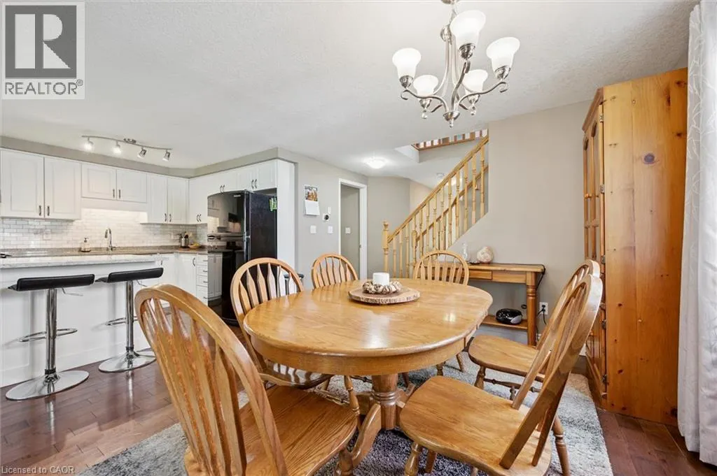973 CREEKSIDE Drive