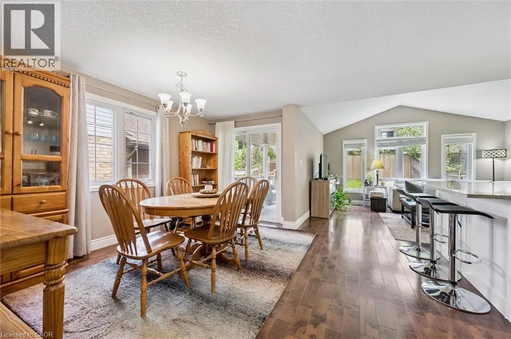 973 CREEKSIDE Drive