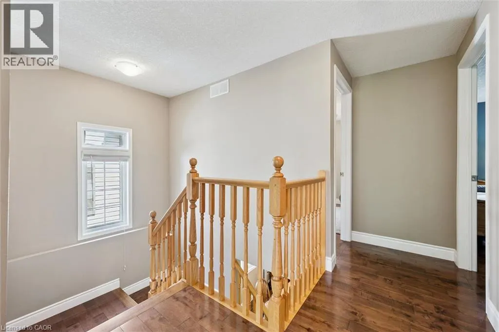 973 CREEKSIDE Drive