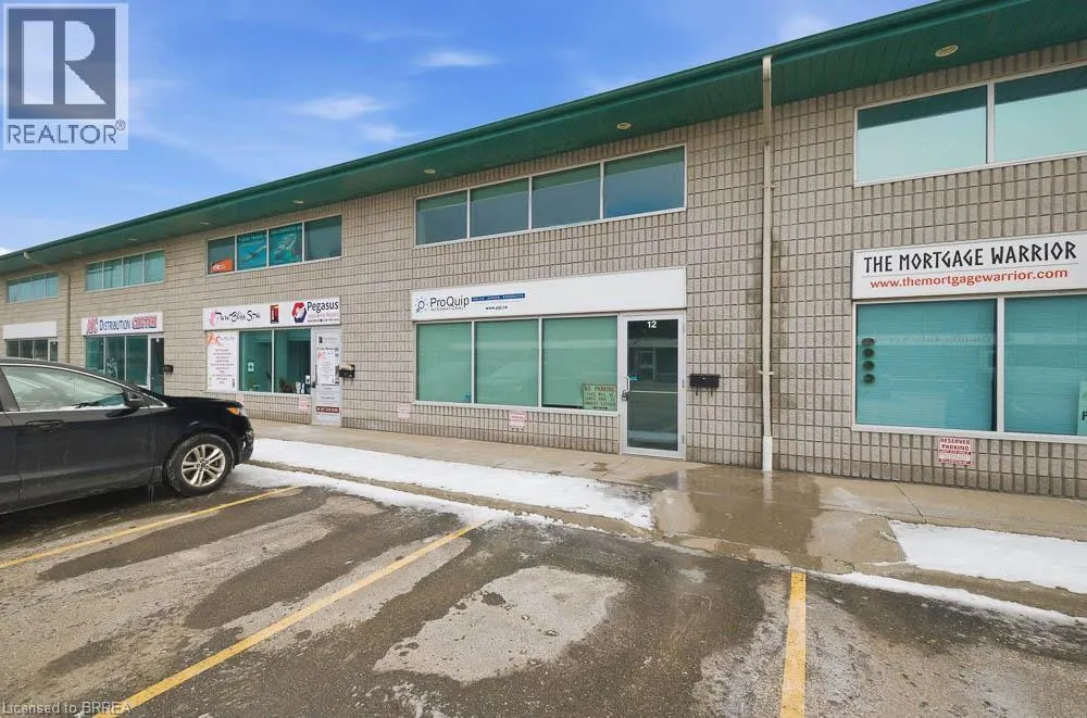 45 DALKEITH Drive Unit# 12-Upper #12-Upper