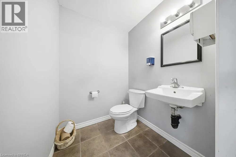 45 DALKEITH Drive Unit# 12-Upper #12-Upper