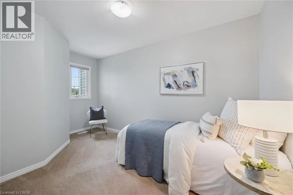 137 HIGHLAND Crescent