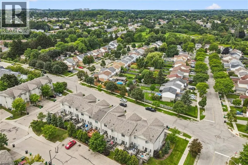 137 HIGHLAND Crescent